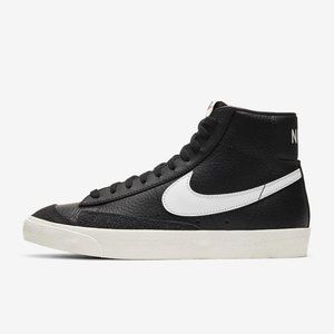 NIB Nike Blazer Mid 77 Vintage Black White Sail